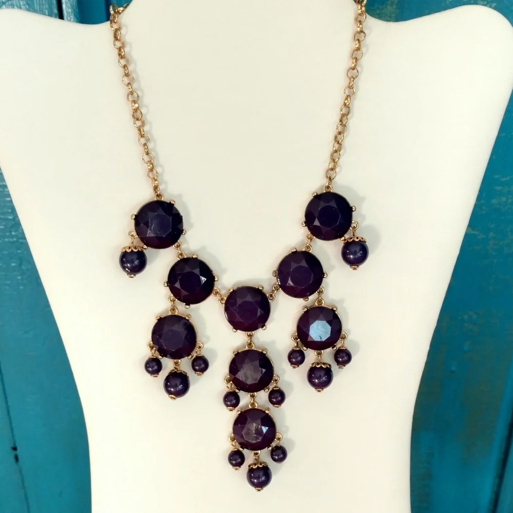 etc! dark navy statement necklace